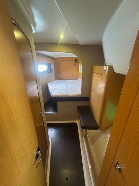 
								Grenada 2012 Fountaine Pajot Orana 44 USD full									